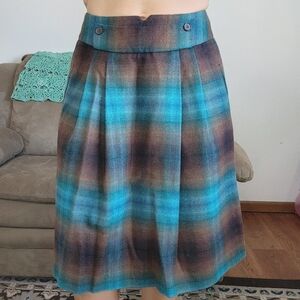 Chadwicks Wool Blend Plaid Knee Length Skirt Size 8